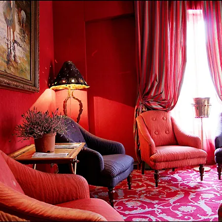 Hotel La Royale Parigi