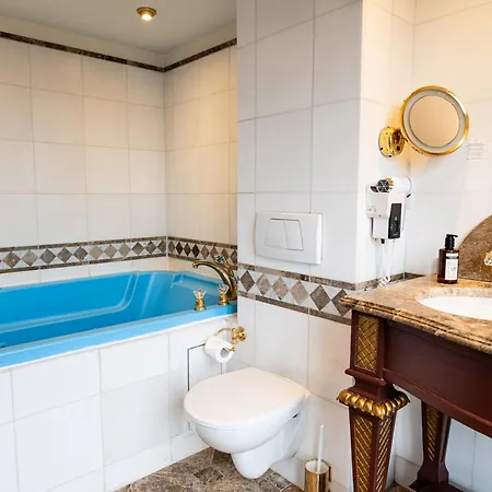 La Royale Parigi