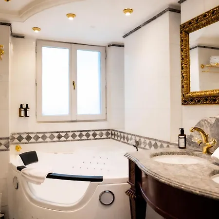 La Royale 4* Parigi