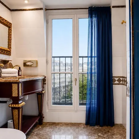 La Royale Hotel 4*