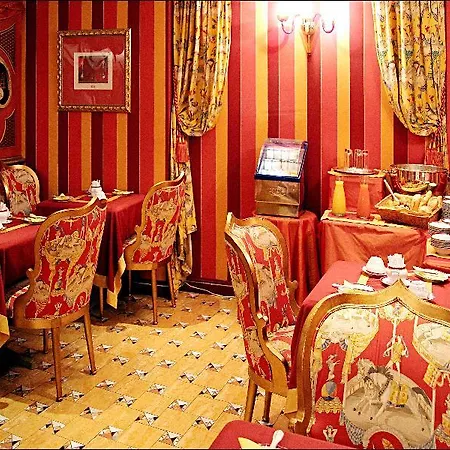 La Royale Hotel 4*